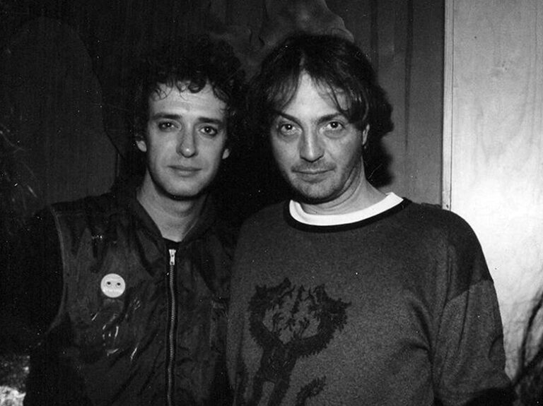 Con Gus.
